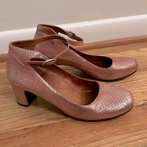 Chie Mihara Pink metallic Mary Jane Heels size 40/US 9-9.5 - Picture 4 of 10